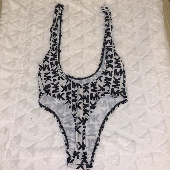 🔥🖤NWOT🖤MK print Suspender outfit🖤Custom Made🖤Size L🖤🔥 - Picture 5 of 5